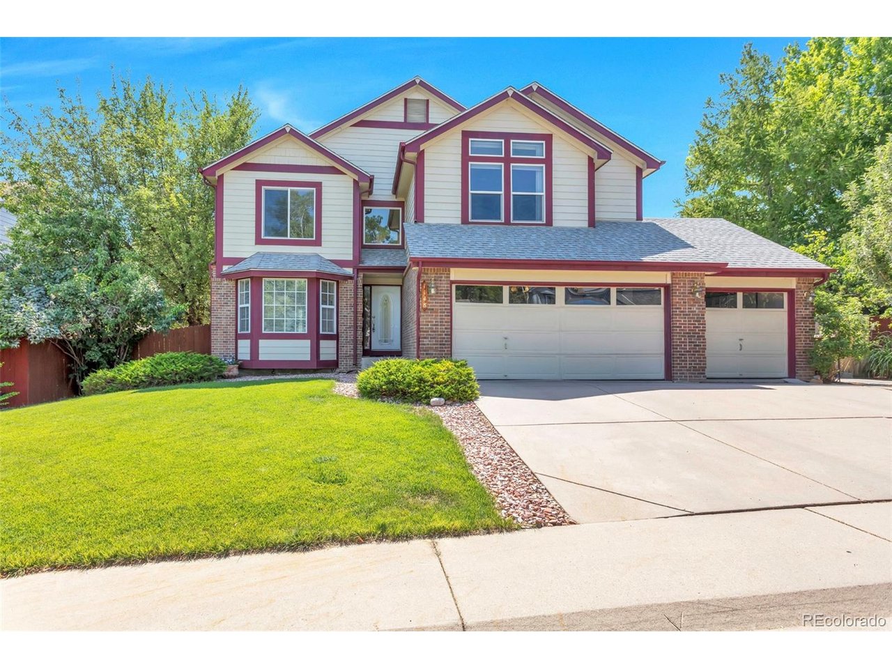 Photo of 1148 Larch Ct Broomfield CO 80020
