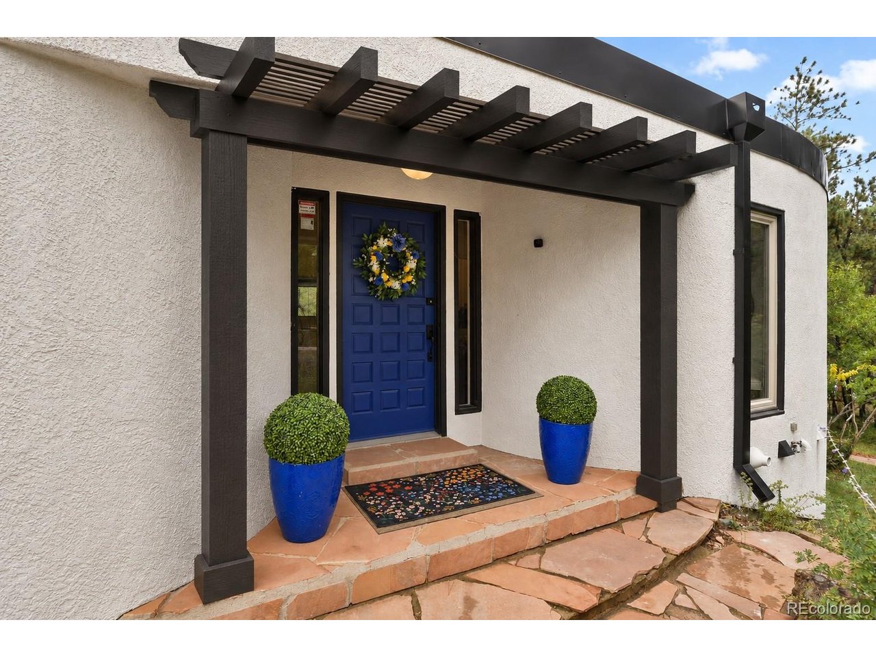Photo of 4693 Cheyenne Dr Larkspur CO 80118