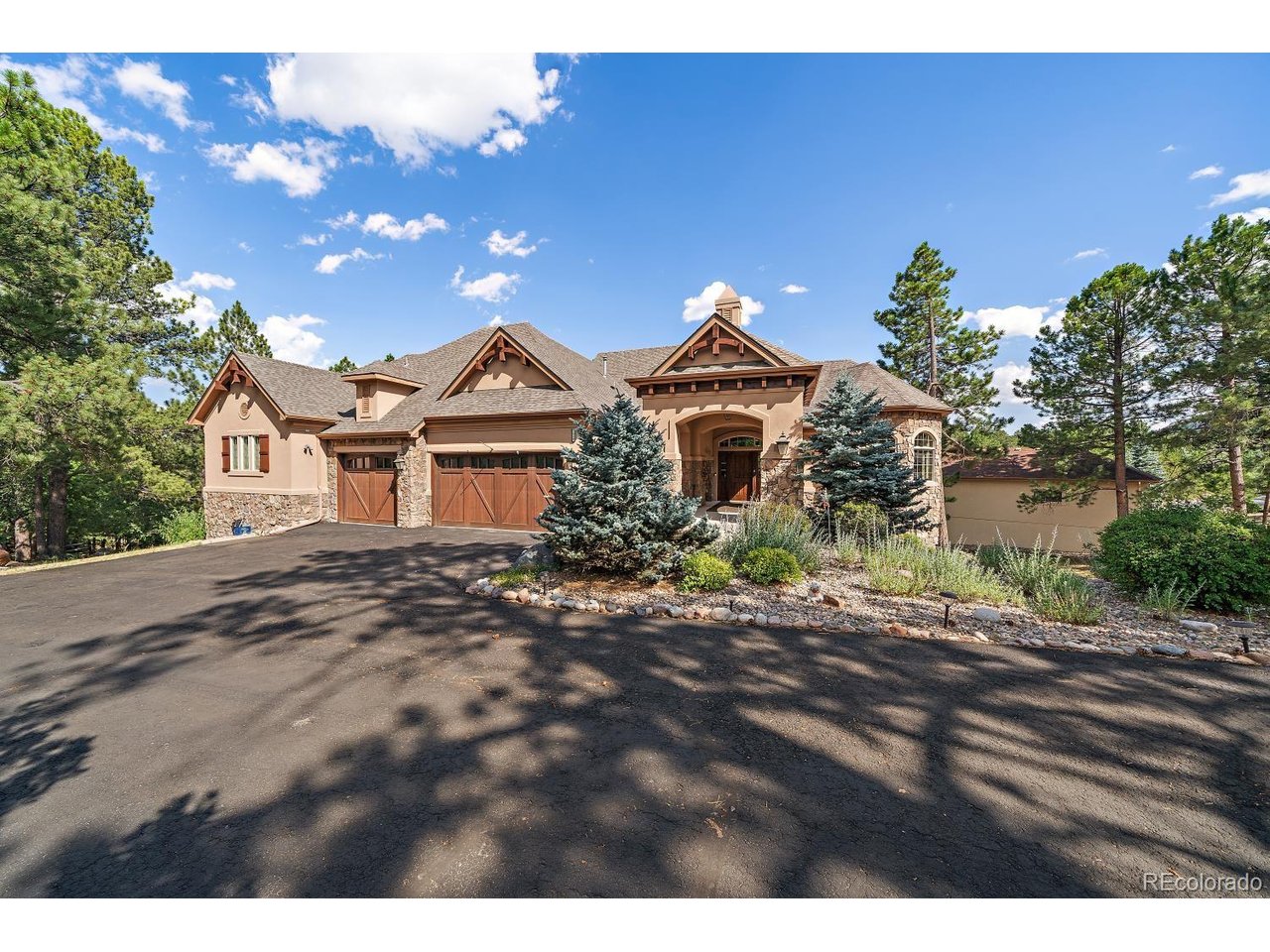 Photo of 7928 Red Hill Rd Larkspur CO 80118