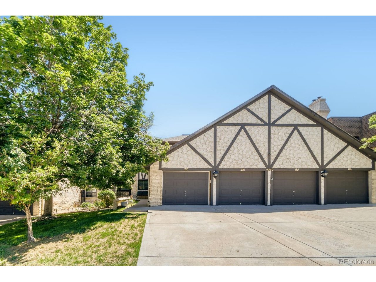 Photo of 4250 S Olive St #115 Denver CO 80237