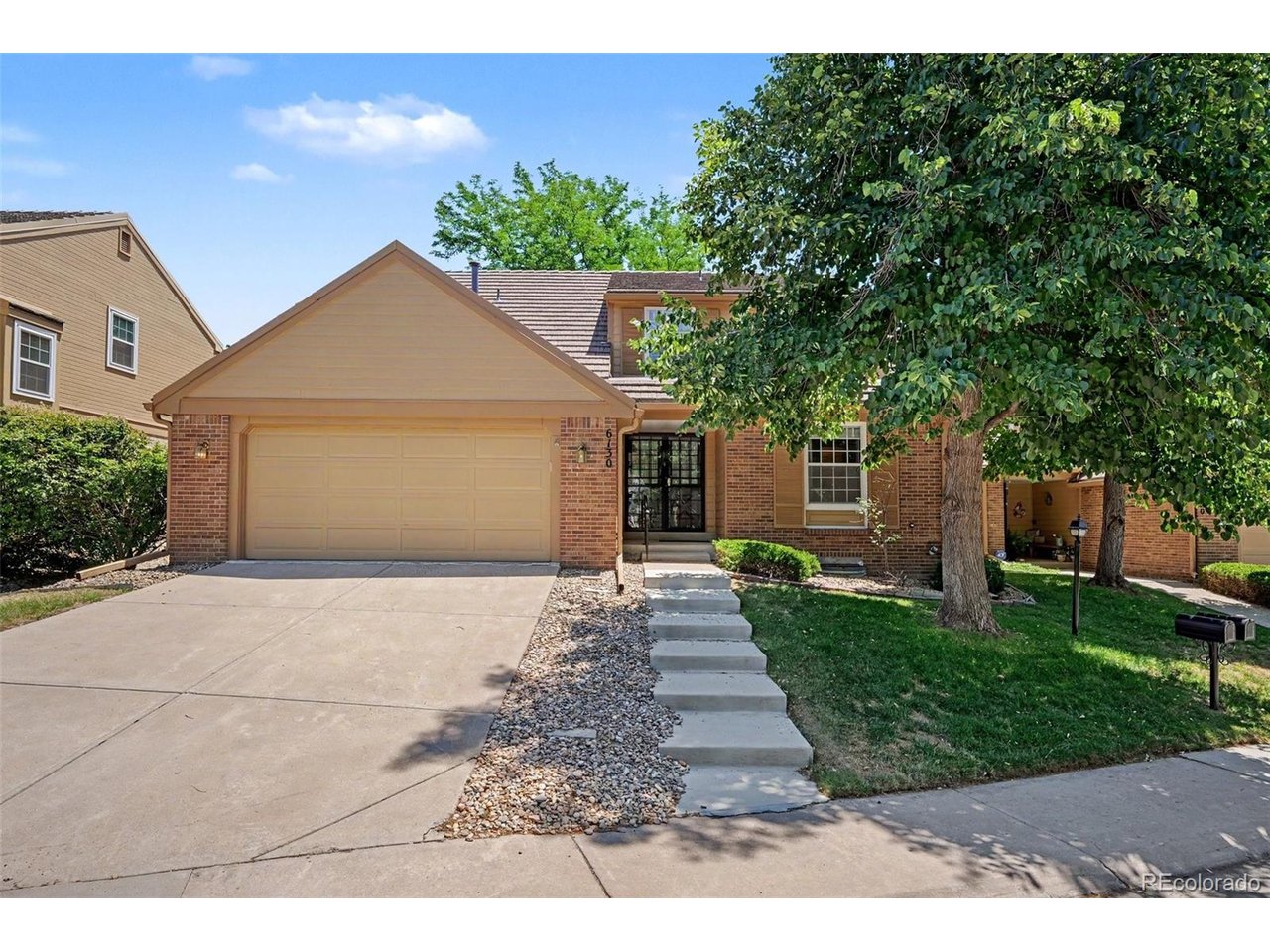 Photo of 6130 E Briarwood Cir Englewood CO 80112