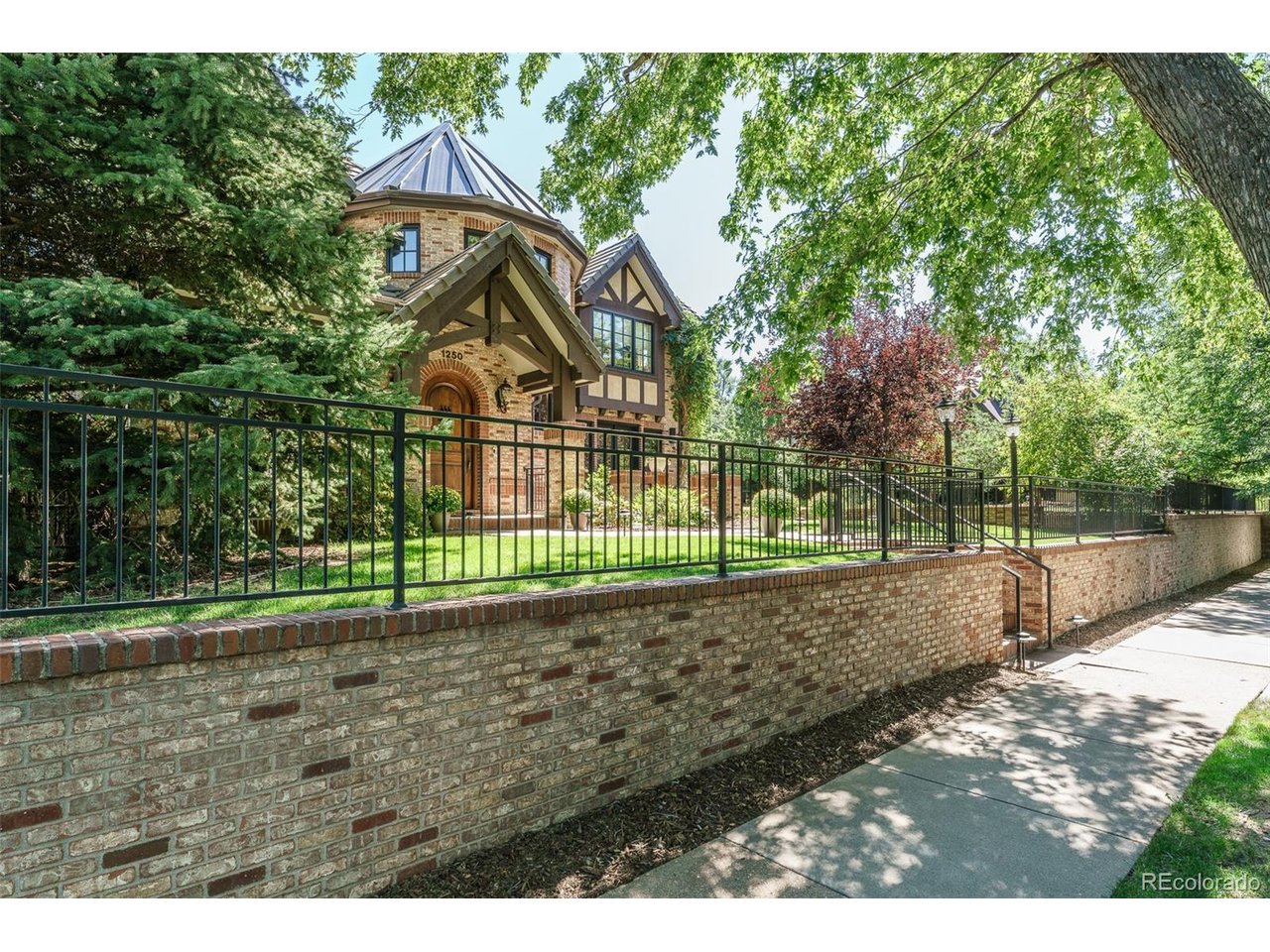 Photo of 1250 S ELIZABETH St Denver CO 80210