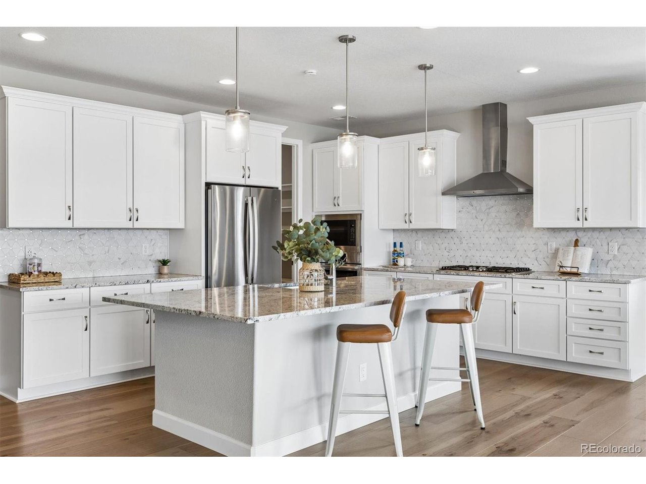 Photo of 2852 Morningbird Ln Castle Rock CO 80109