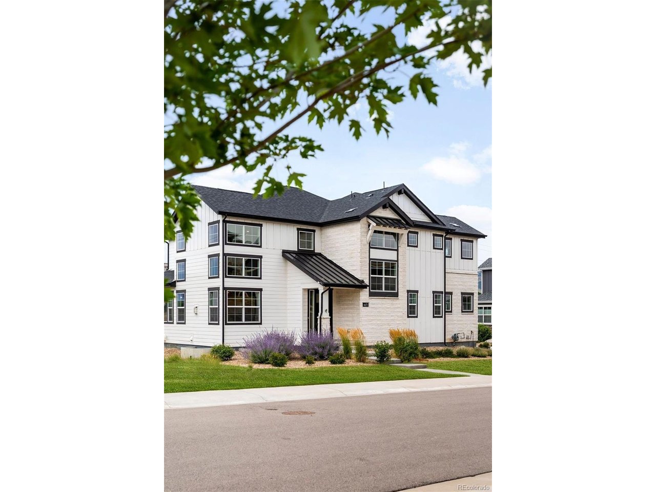 Photo of 6671 S Lee St Littleton CO 80127