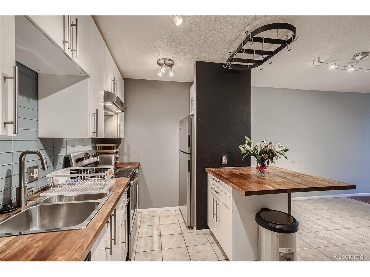 Photo of 2500 S York St #302 Denver CO 80210