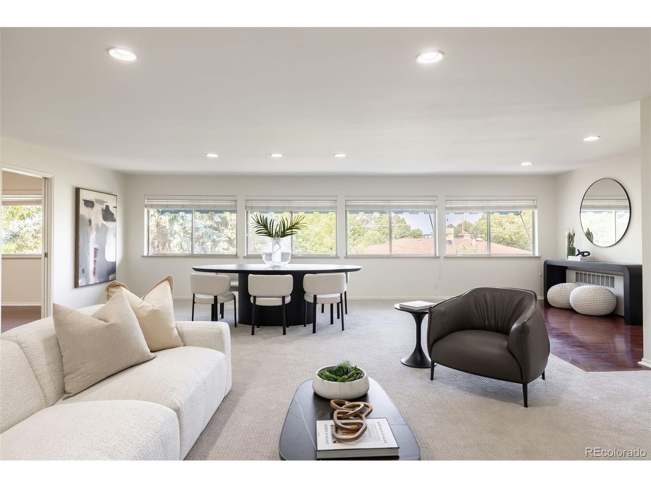 Photo of 2205 S Holly St #5 Denver CO 80222