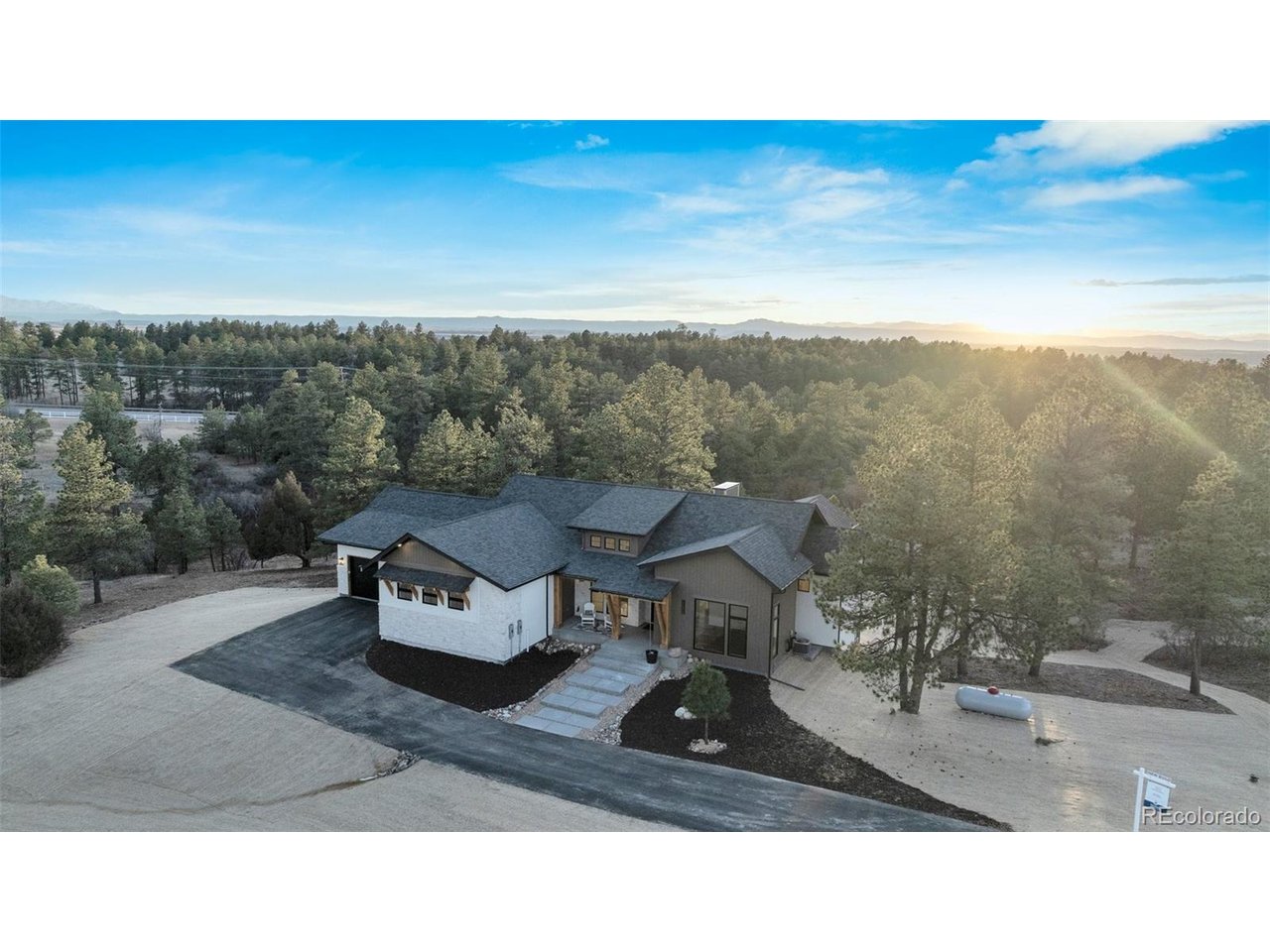 Photo of 11004 Sunset Oaks Pl Franktown CO 80116