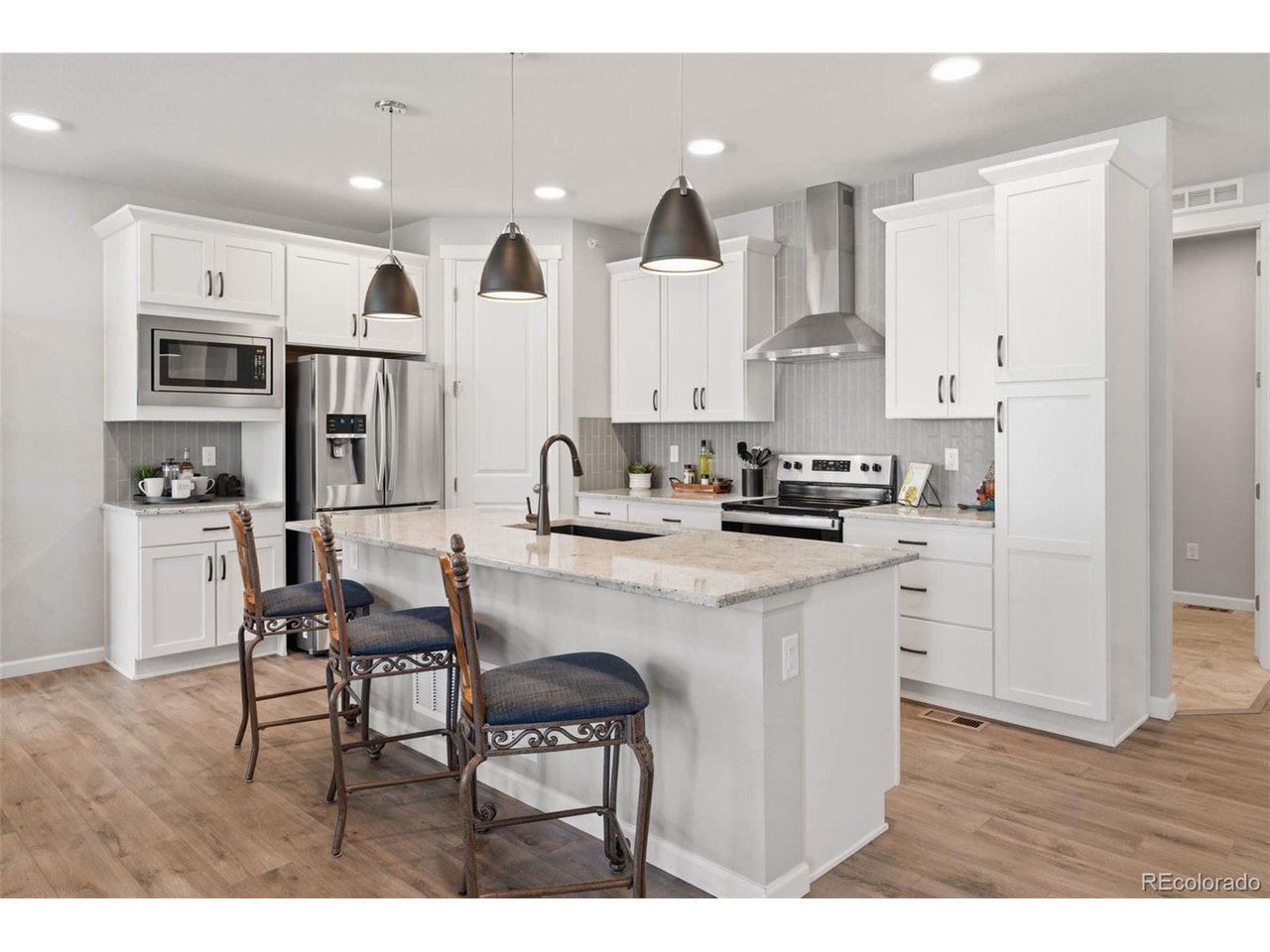 Photo of 8273 S Queen St Littleton CO 80127