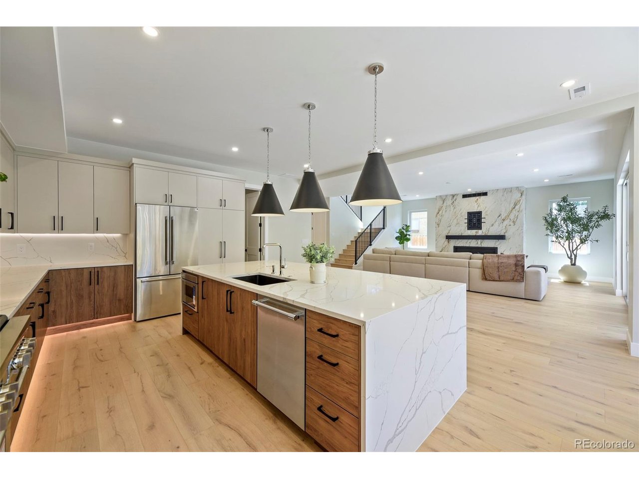 Photo of 2225 S Dexter St Denver CO 80222