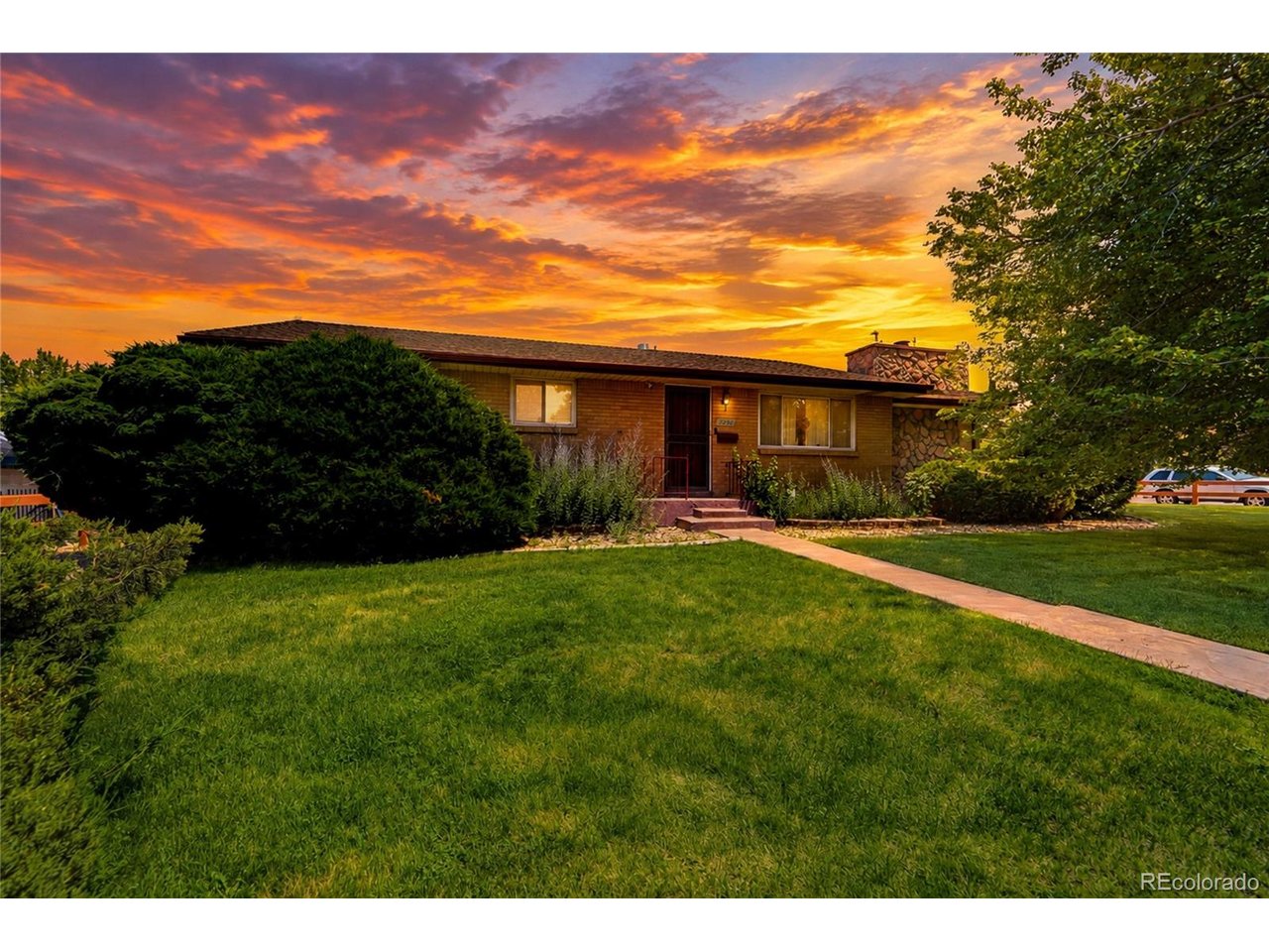 Photo of 7290 S Penrose Ct Centennial CO 80122