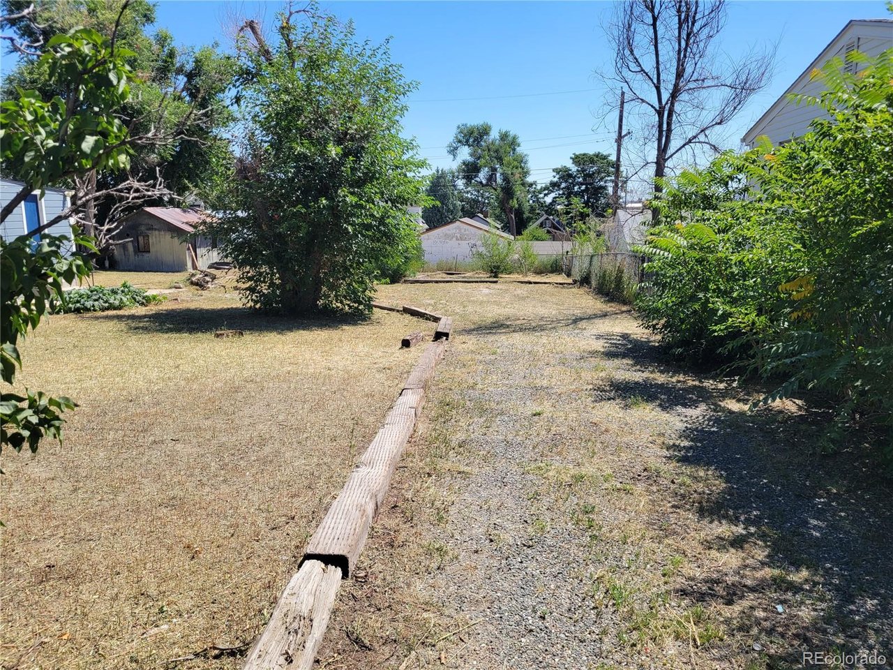 Photo of 5038 N Lincoln St Denver CO 80216