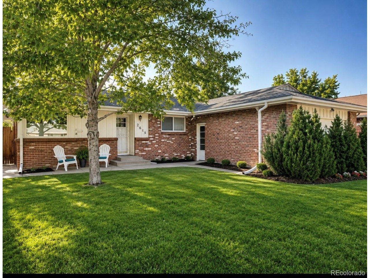 Photo of 2615 S Jasmine St Denver CO 80222