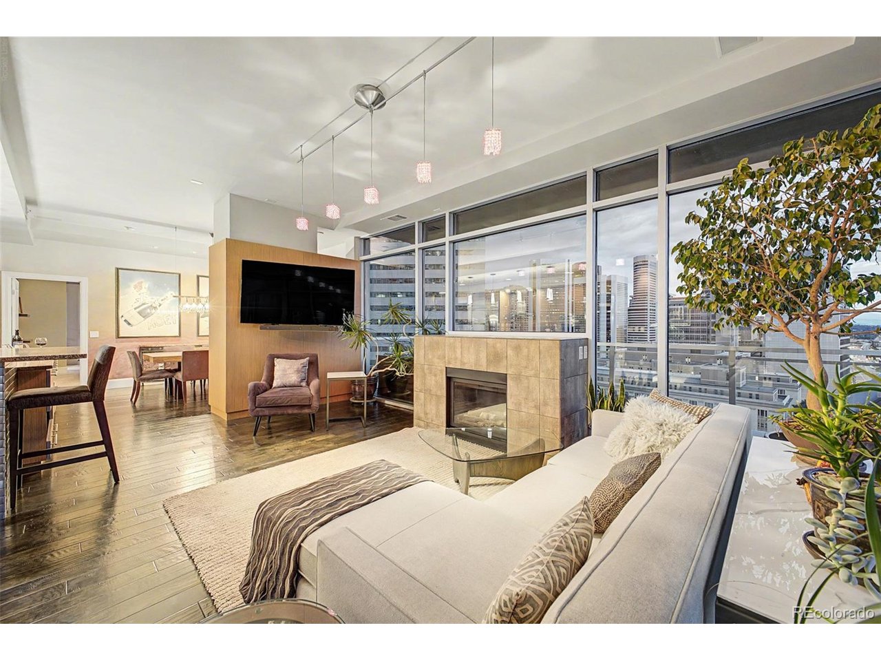 Photo of 2001 Lincoln St #1121 Denver CO 80202
