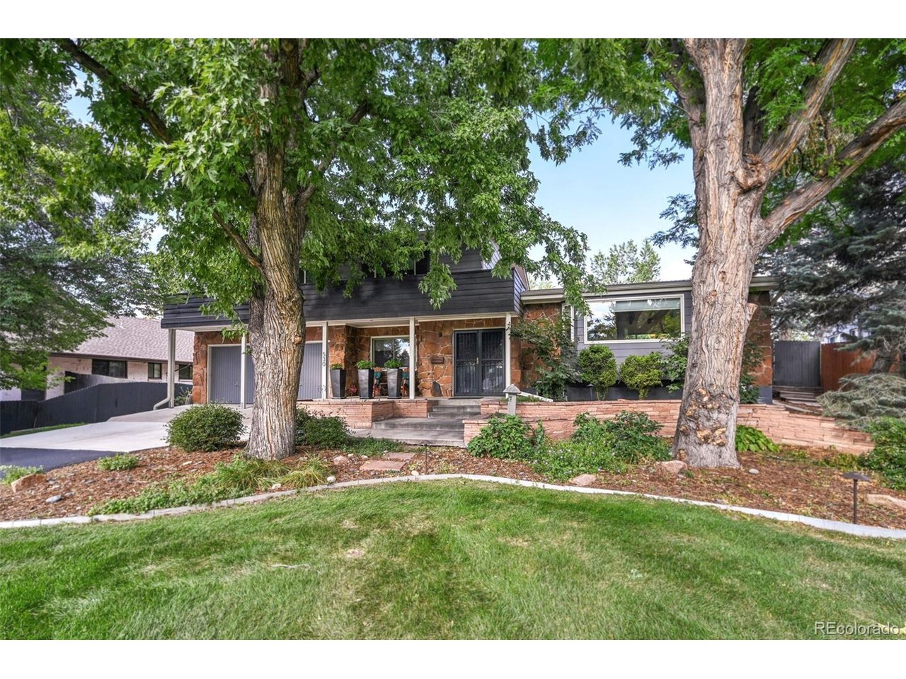 Photo of 530 S Harrison Ln Denver CO 80209