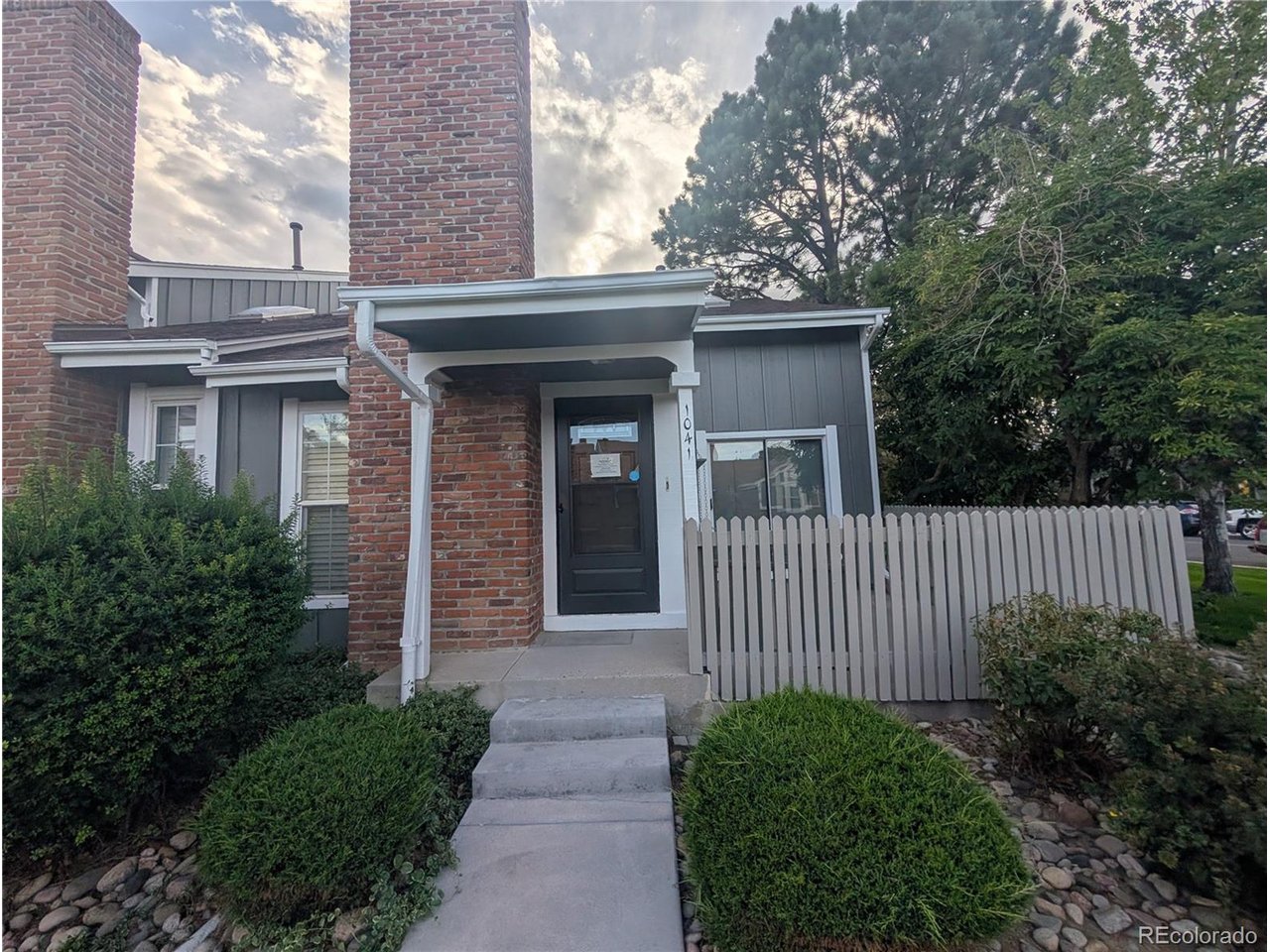 Photo of 1041 S Fraser Way Aurora CO 80012
