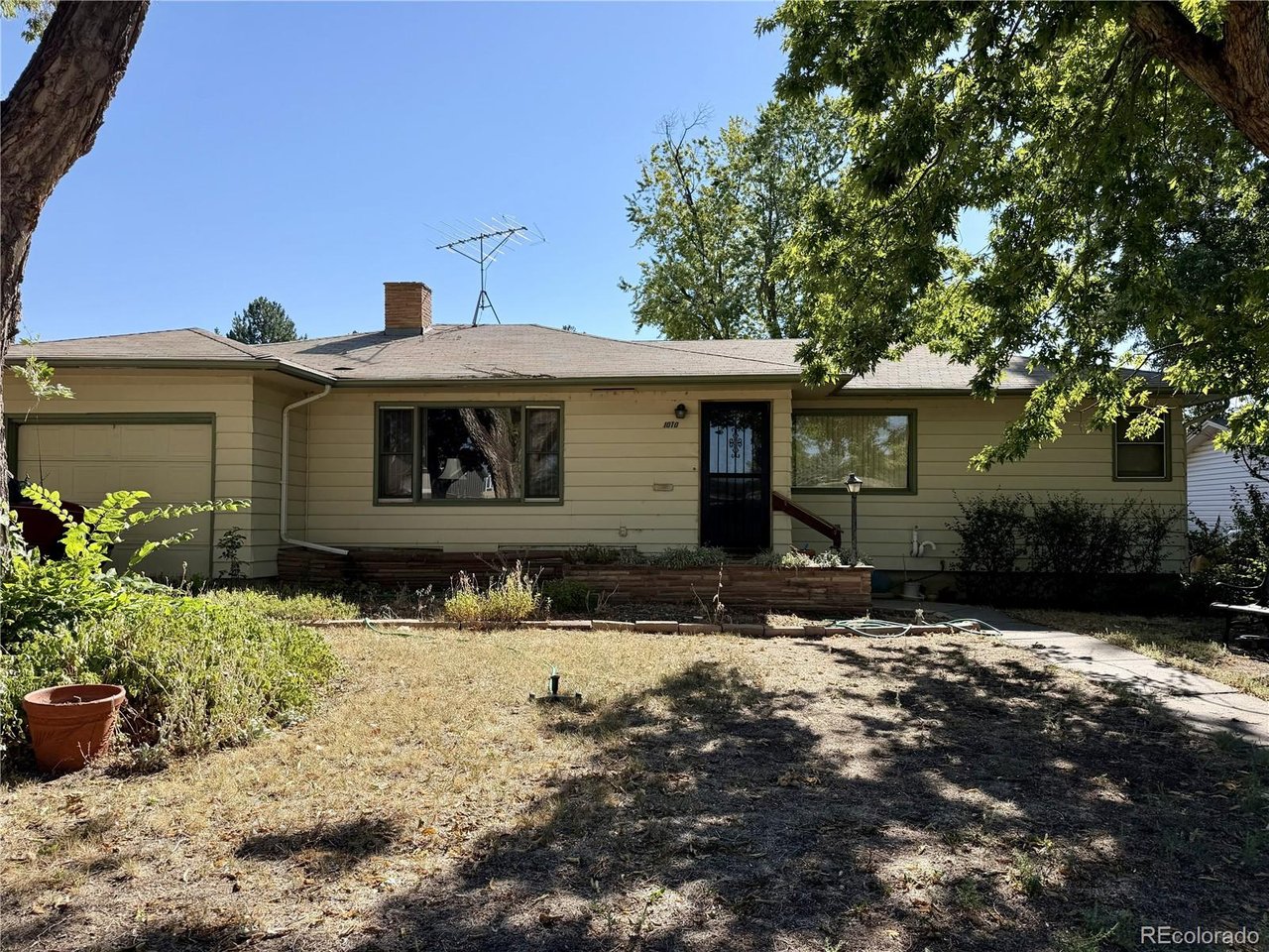 Photo of 1010 Hilltop Dr Loveland CO 80537