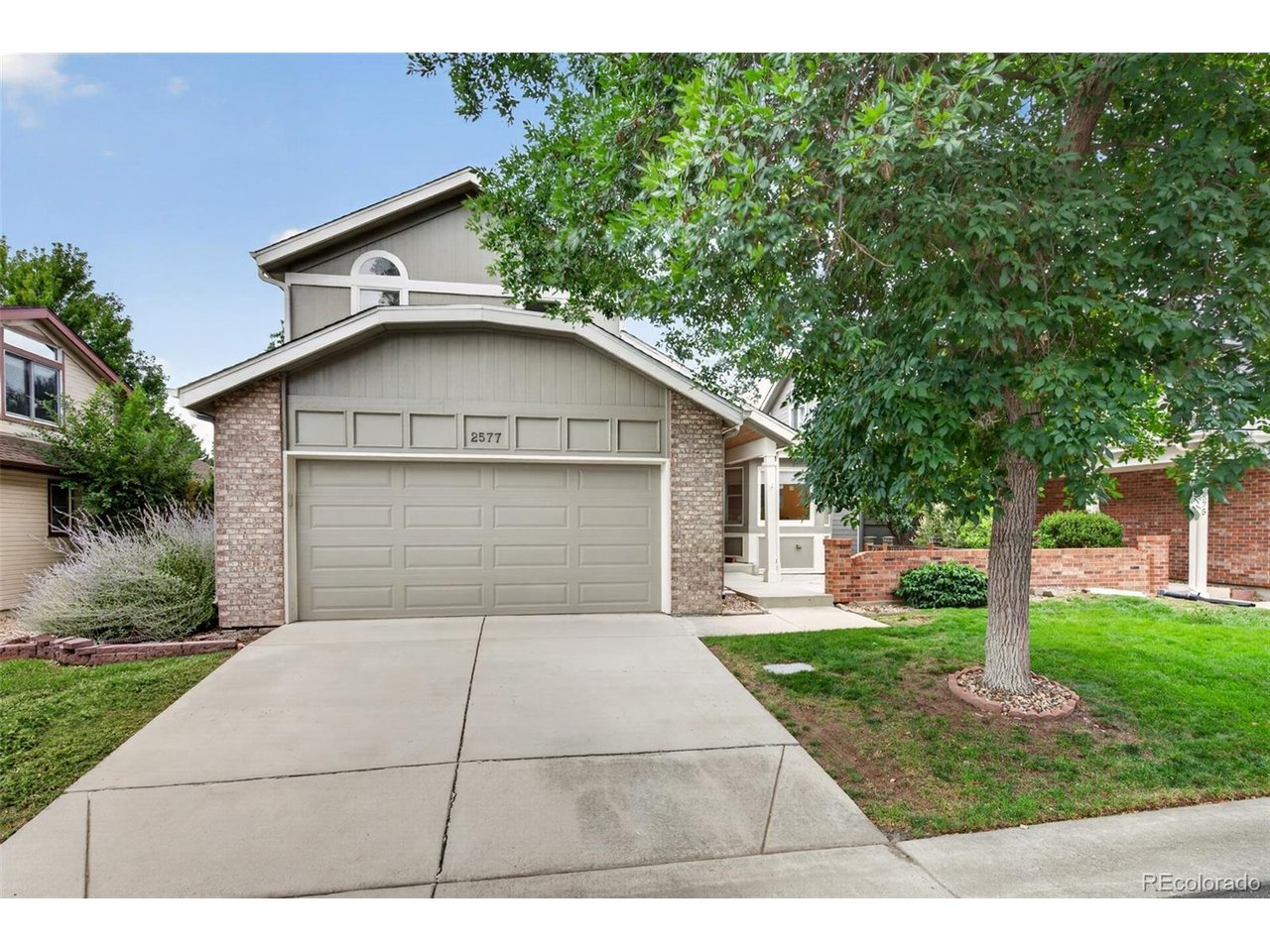 Photo of 2577 S Independence Ct Denver CO 80227