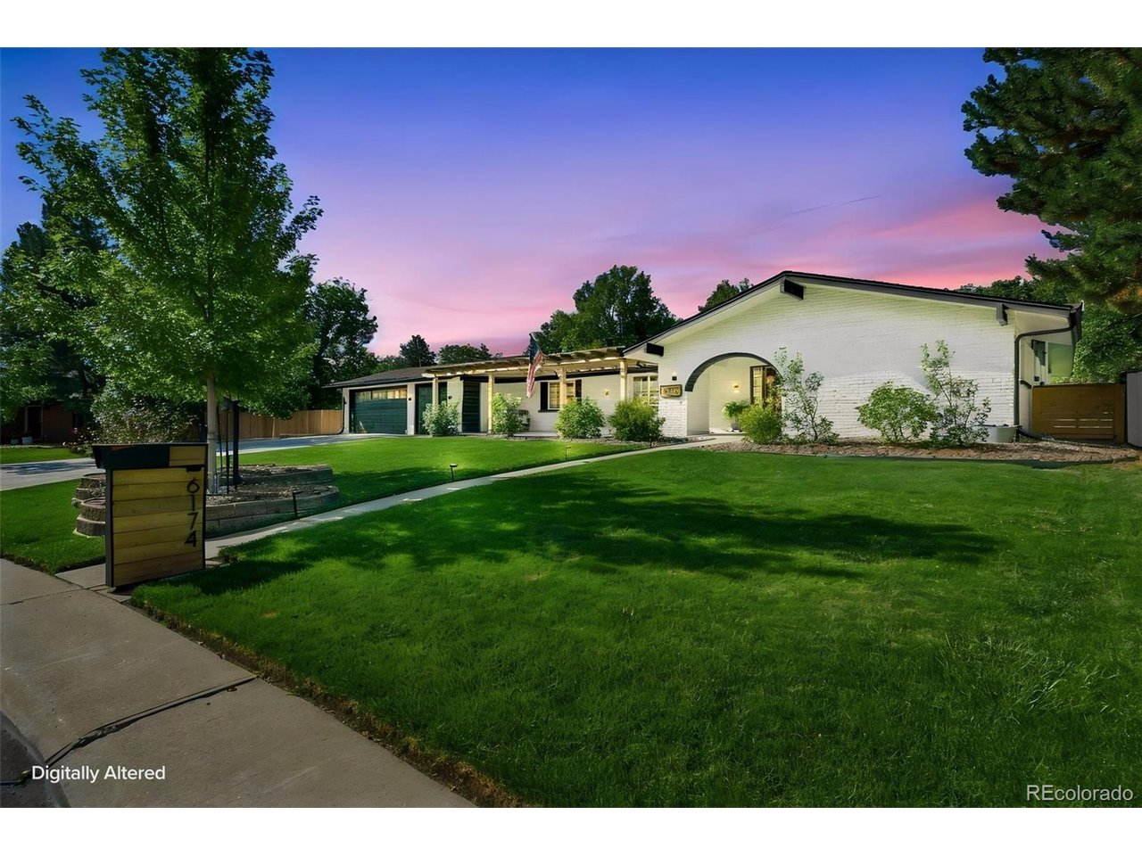 Photo of 6174 W Rowland Pl Littleton CO 80128
