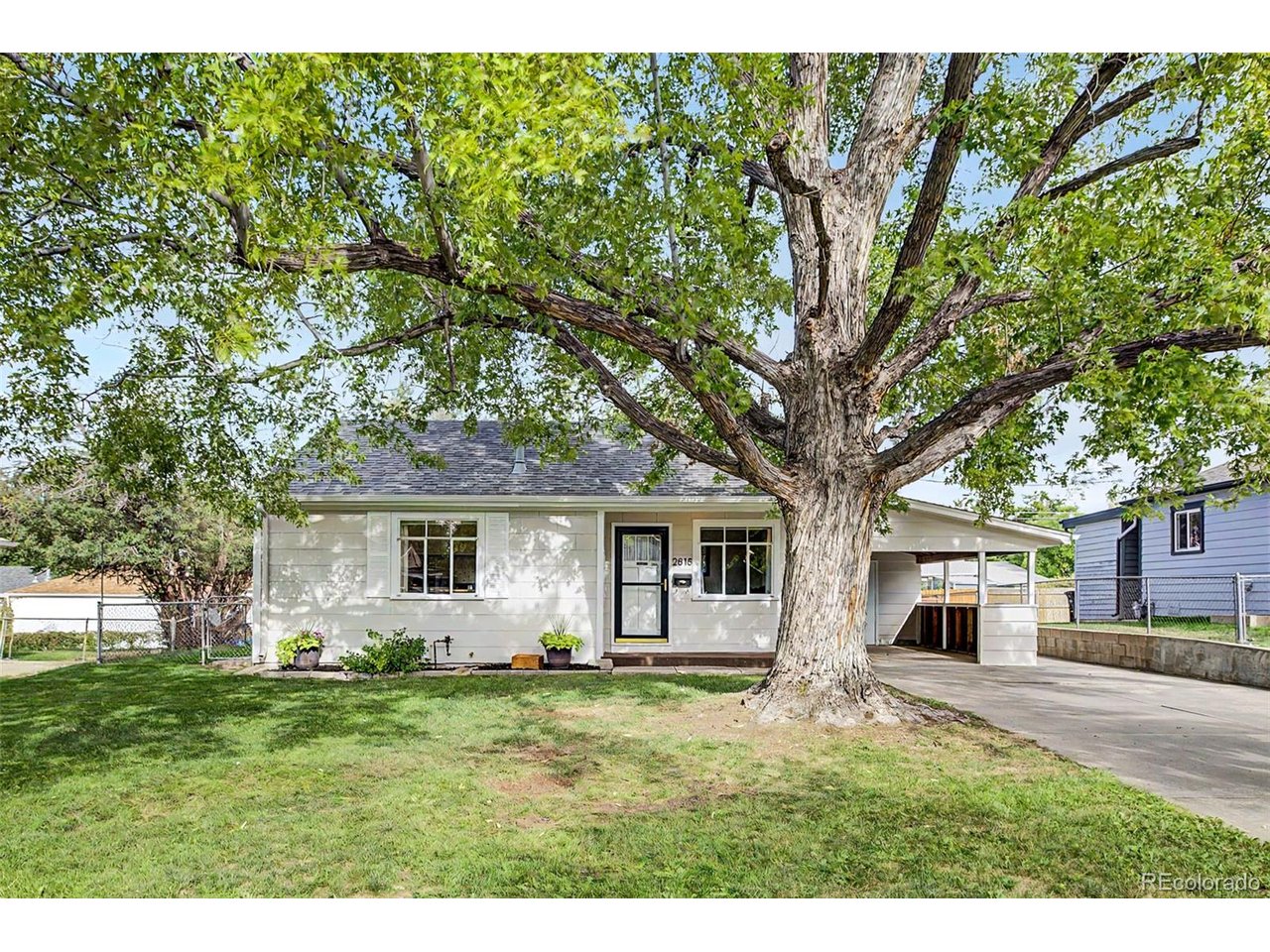 Photo of 2616 S Linley Ct Denver CO 80219