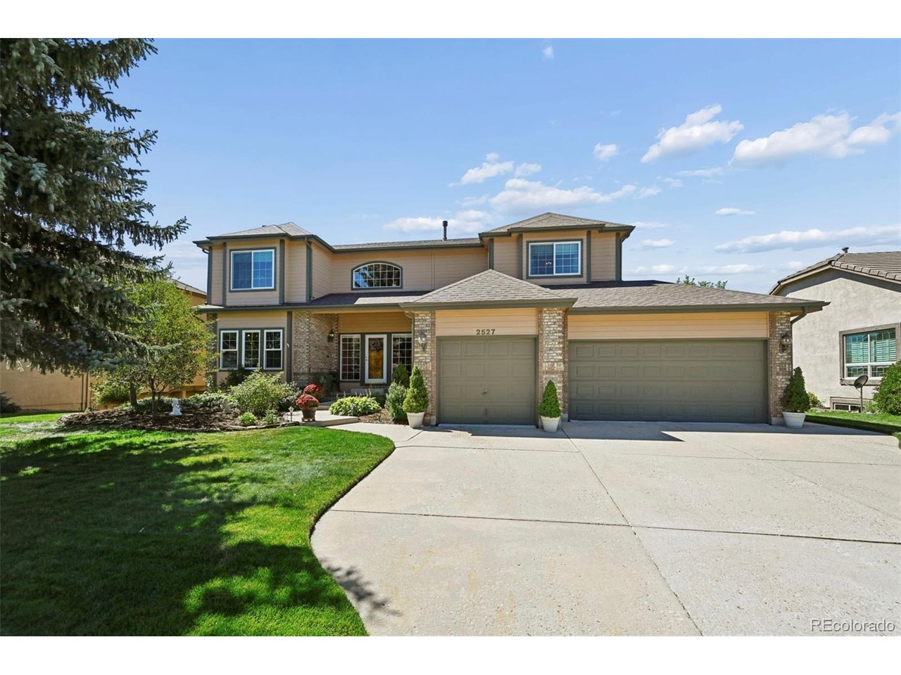 Photo of 2527 Craycroft Dr Colorado Springs CO 80920