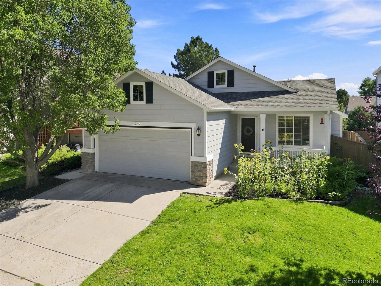 Photo of 9712 Queenscliffe Dr Highlands Ranch CO 80130