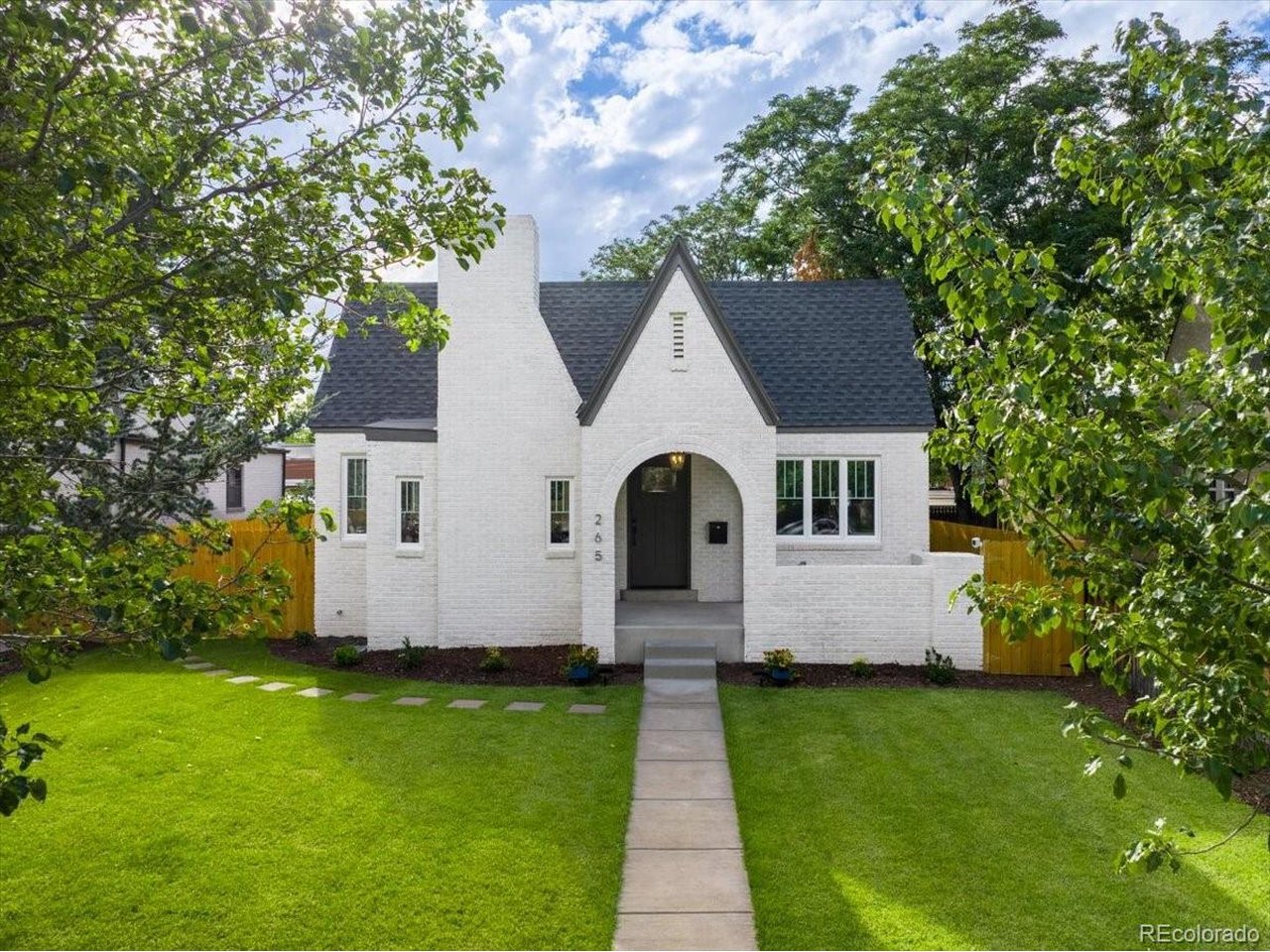 Photo of 265 S Pennsylvania St Denver CO 80209