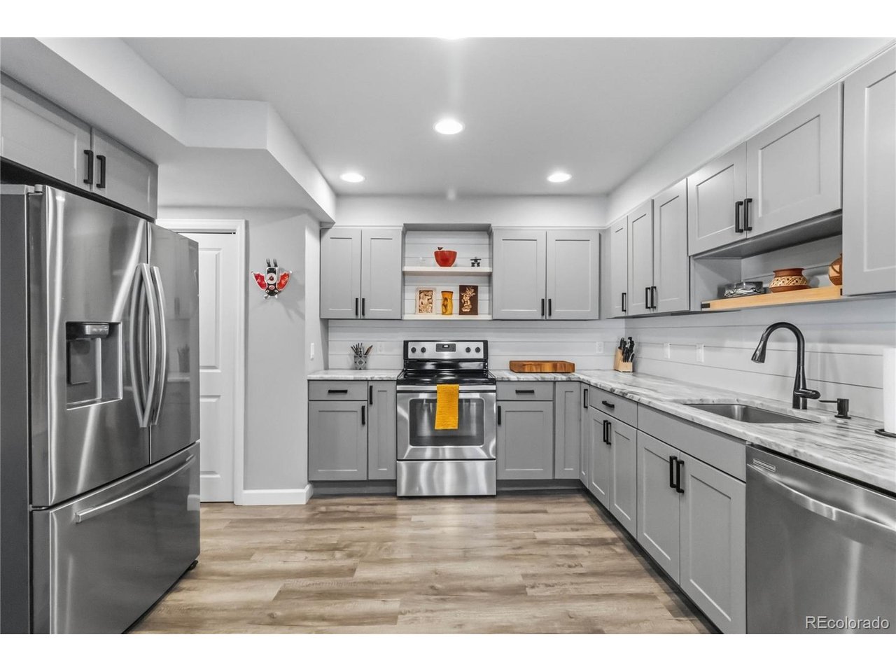 Photo of 2556 E Easter Ave Littleton CO 80122