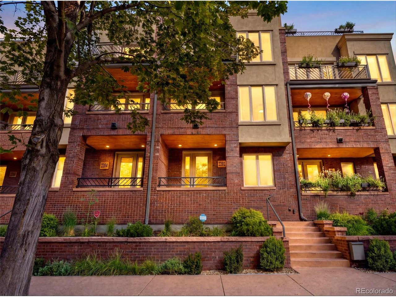 Photo of 2202 N Emerson St Denver CO 80205