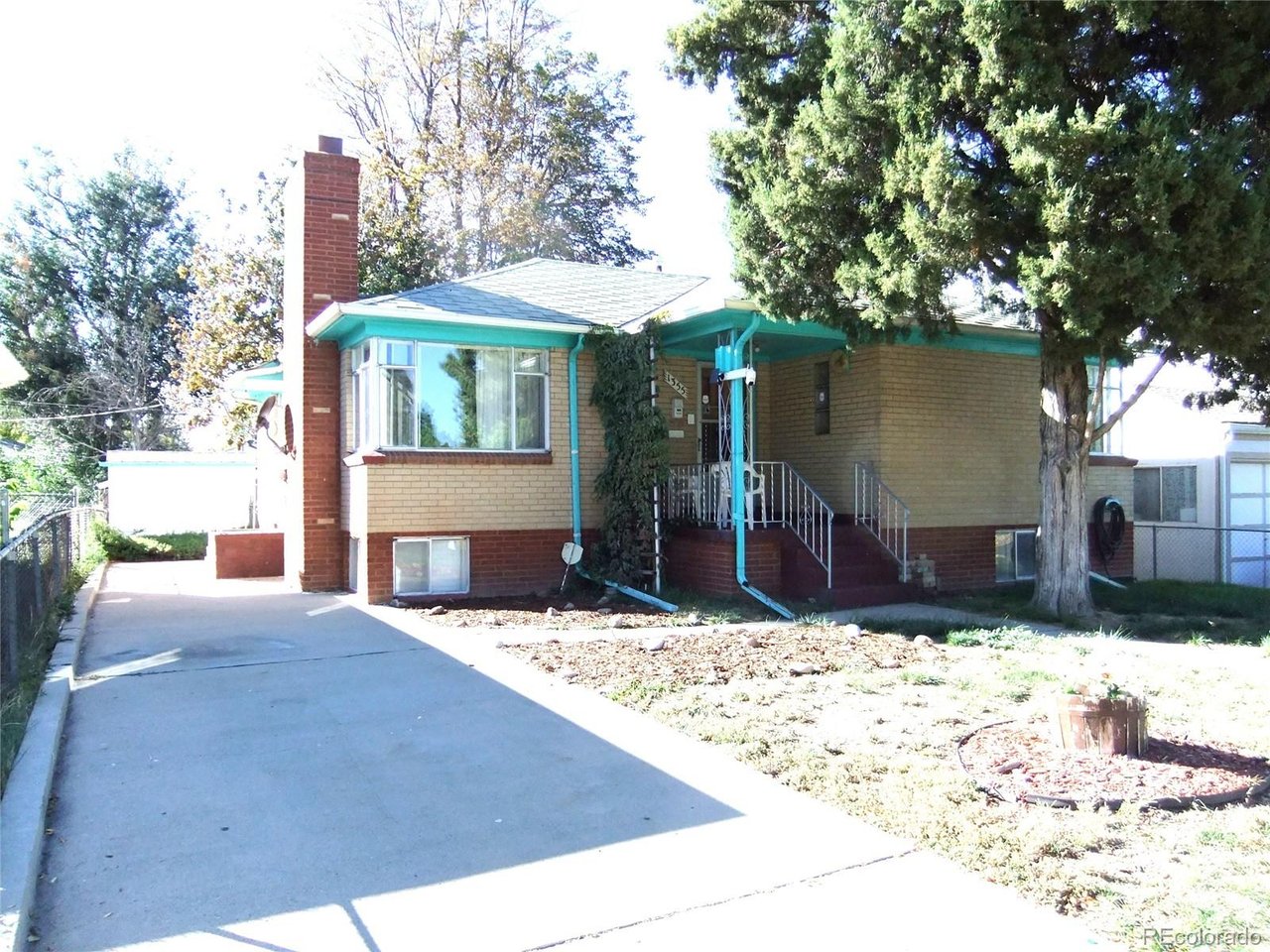 Photo of 1355 Hanover St Aurora CO 80010