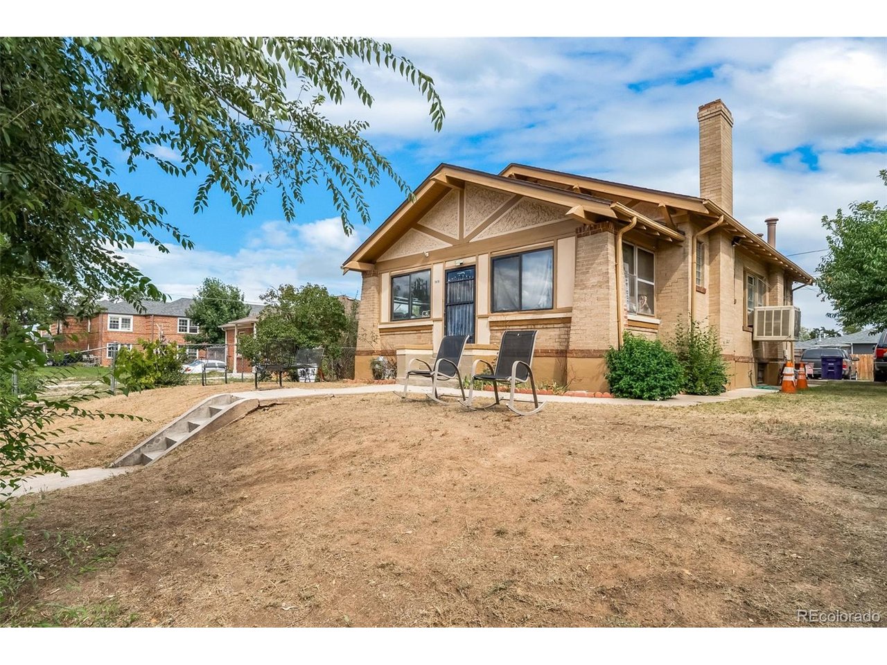 Photo of 2678 Jasmine St Denver CO 80207