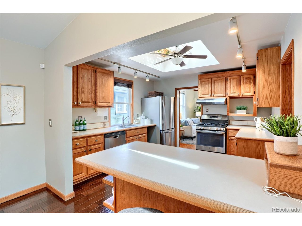 Photo of 4851 Knox Ct Denver CO 80221