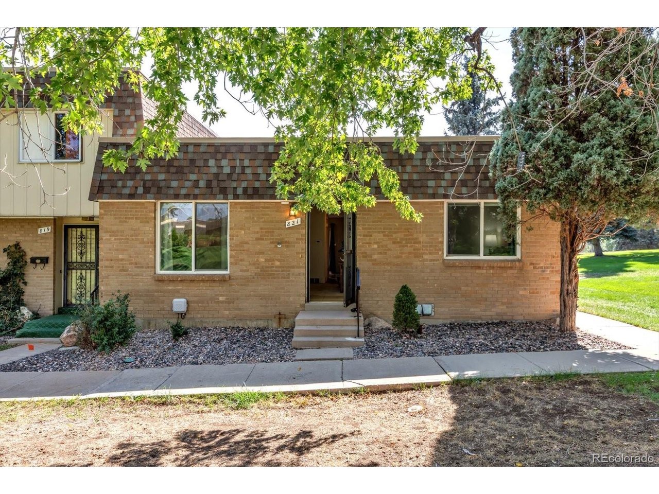 Photo of 821 S Youngfield Ct Denver CO 80228