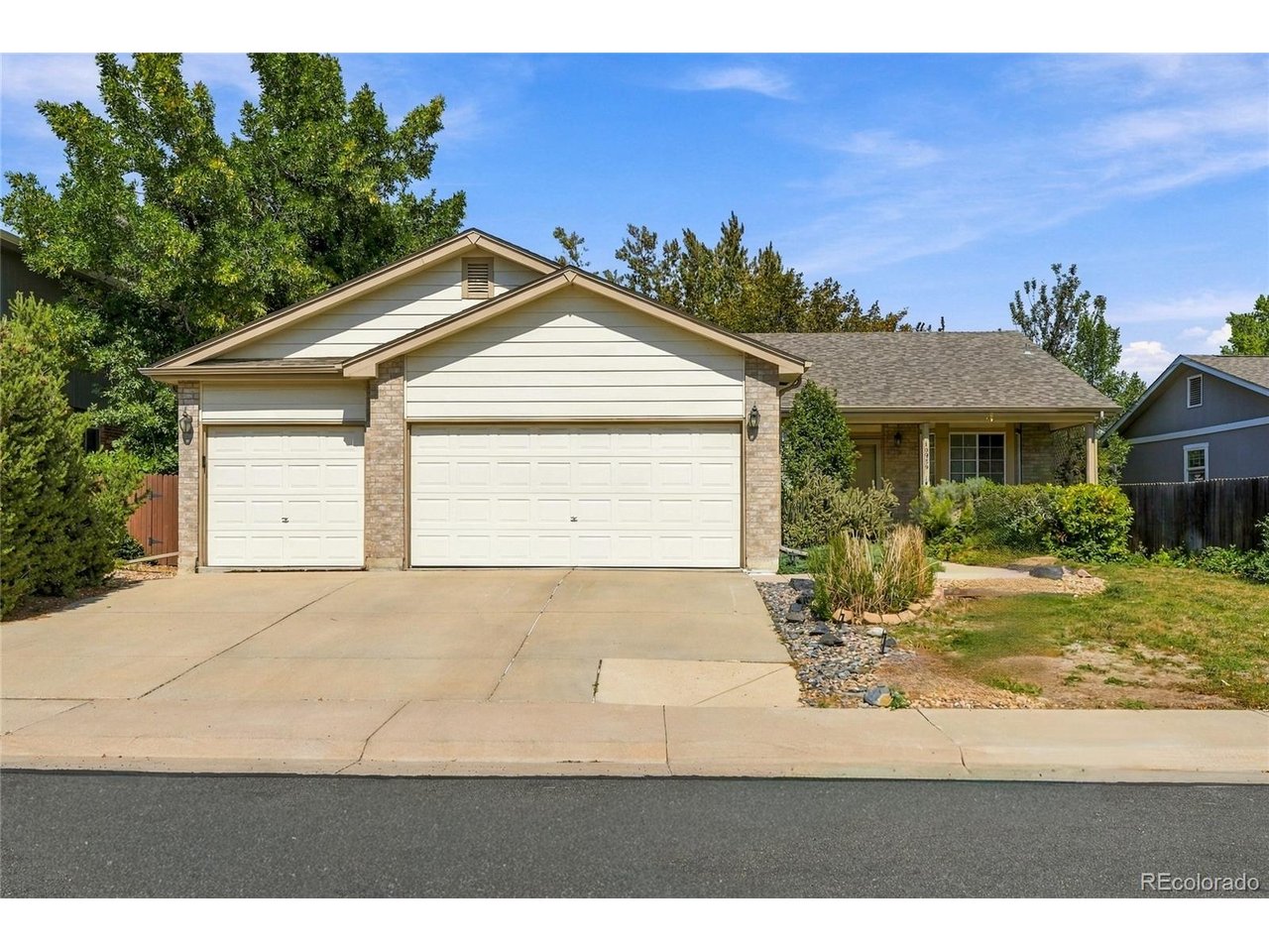 Photo of 10989 Gray Cir Broomfield CO 80020