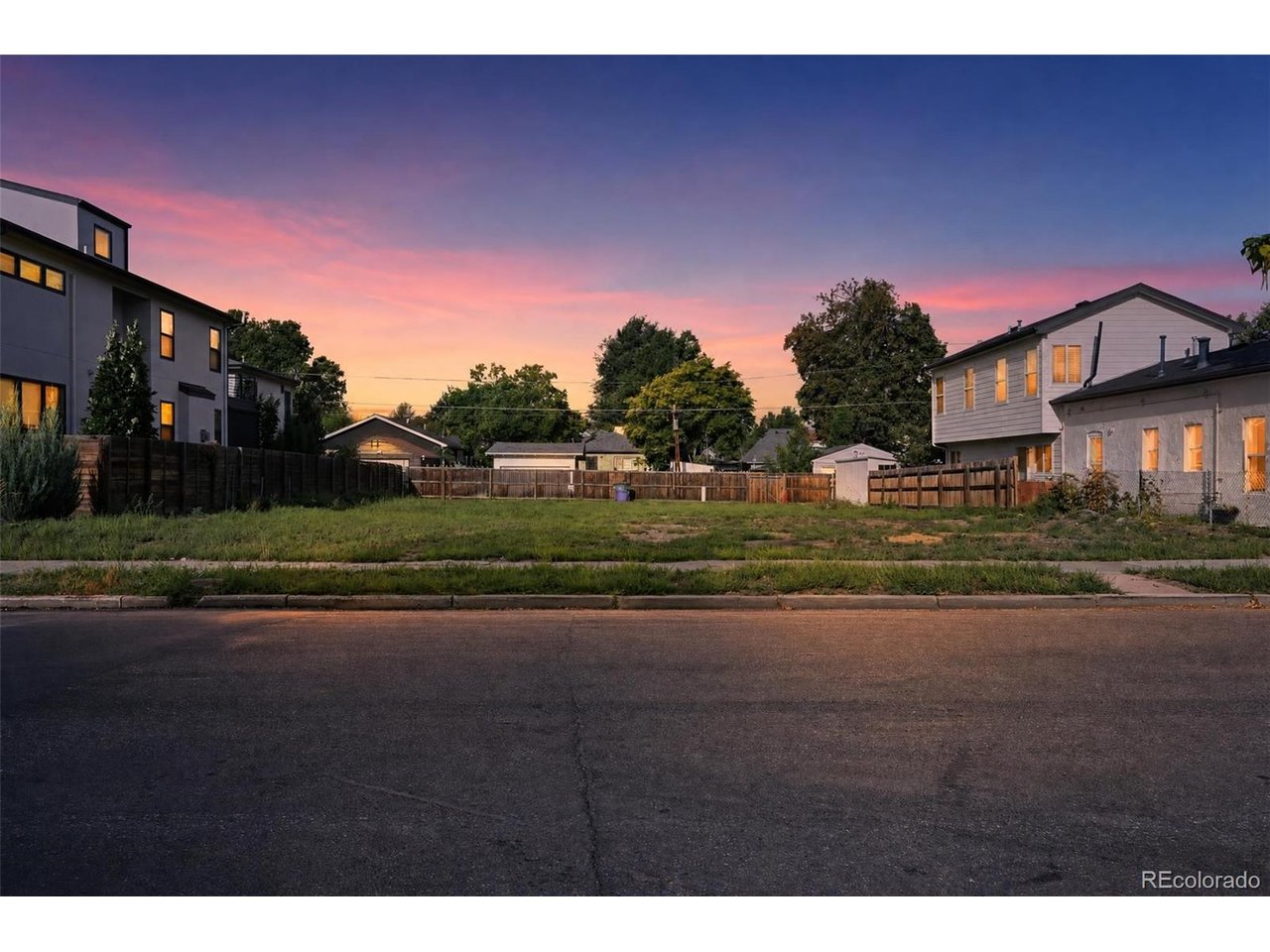 Photo of 4573 Yates St Denver CO 80212