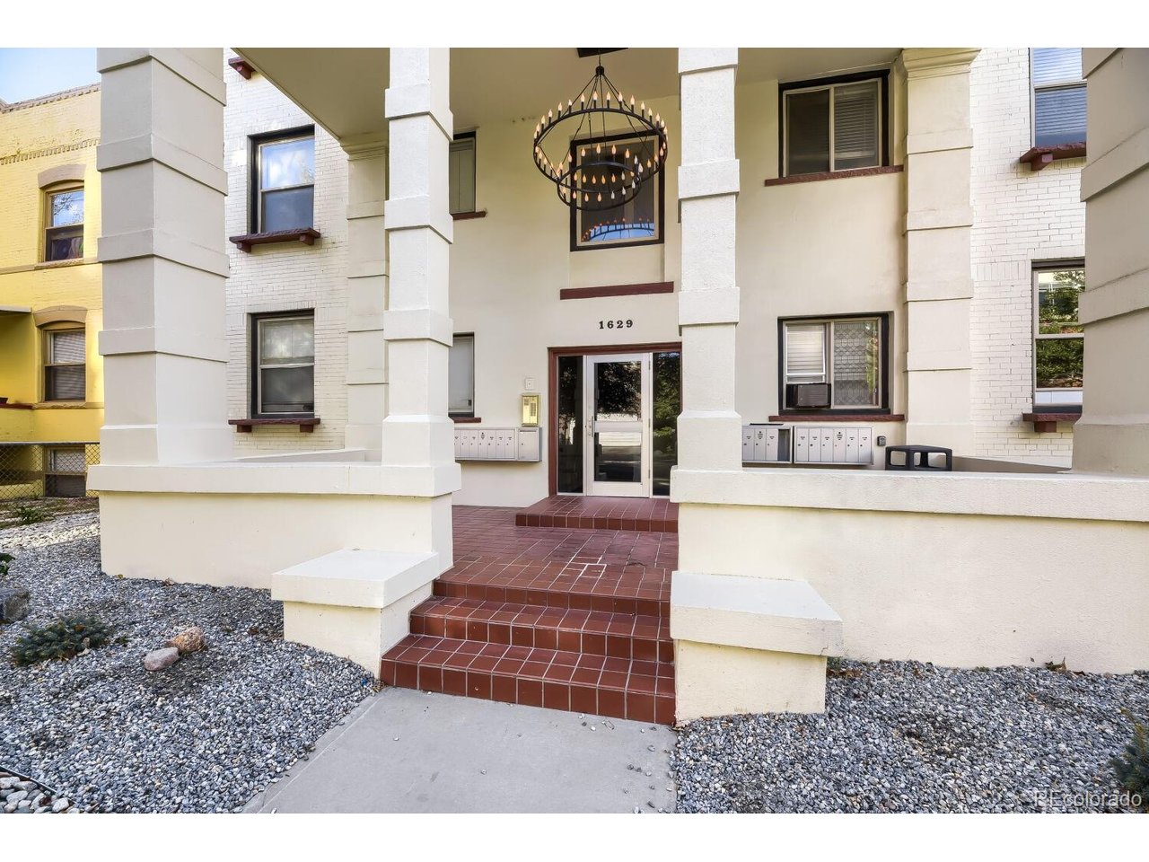 Photo of 1629 N Clarkson St #34 Denver CO 80218