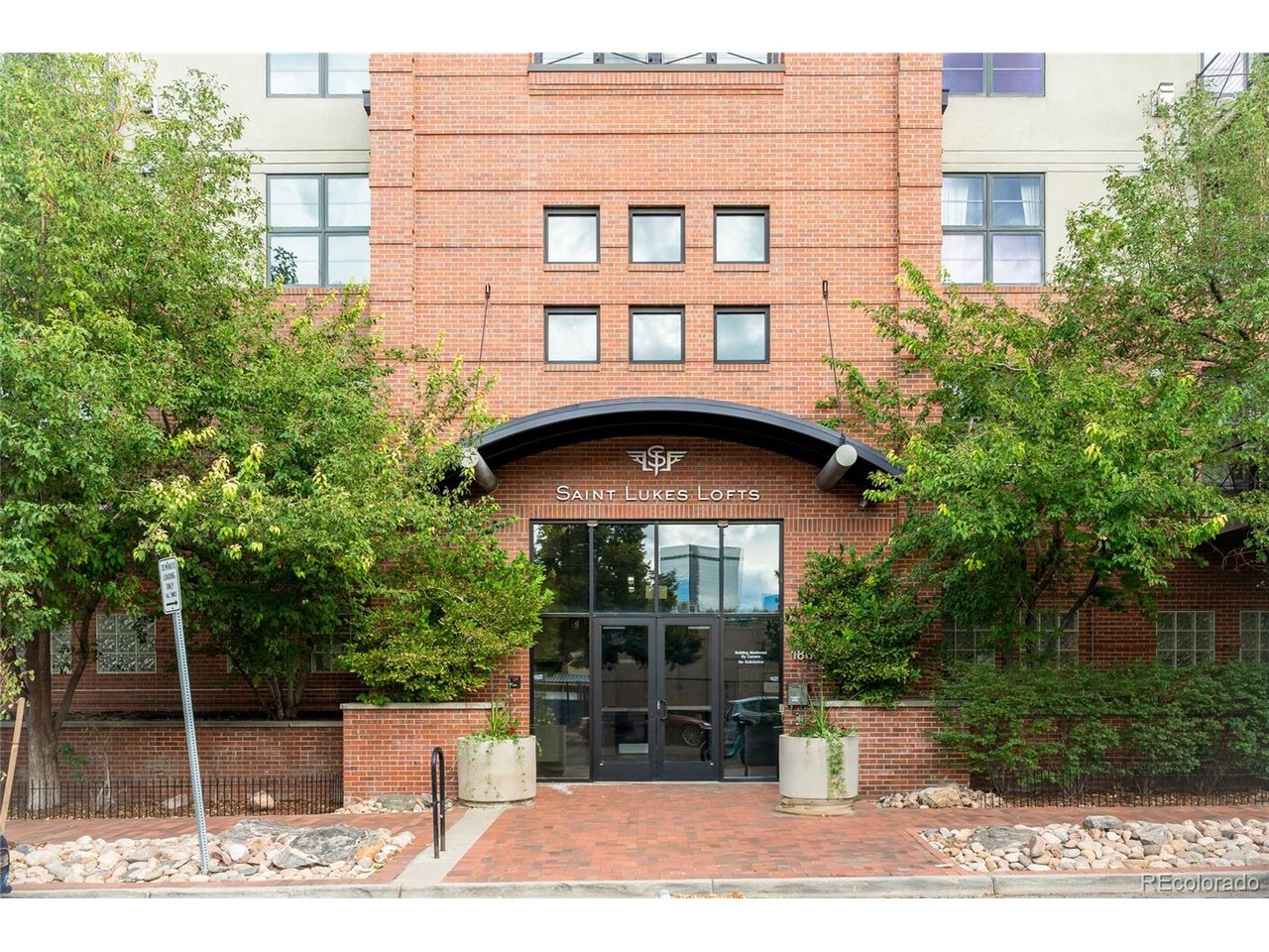 Photo of 1860 N Washington St #412 Denver CO 80203