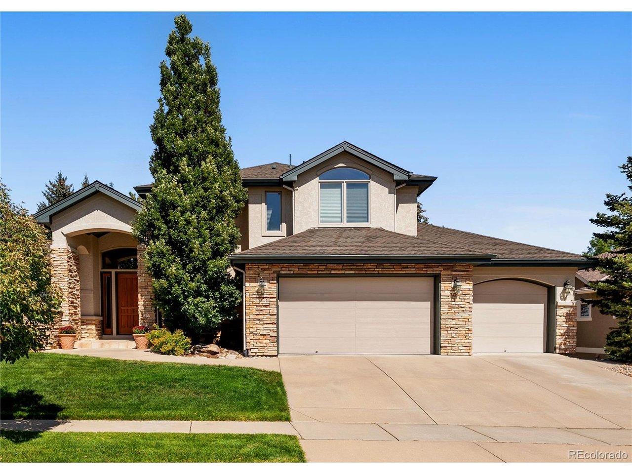 Photo of 3871 Troon Cir Broomfield CO 80023