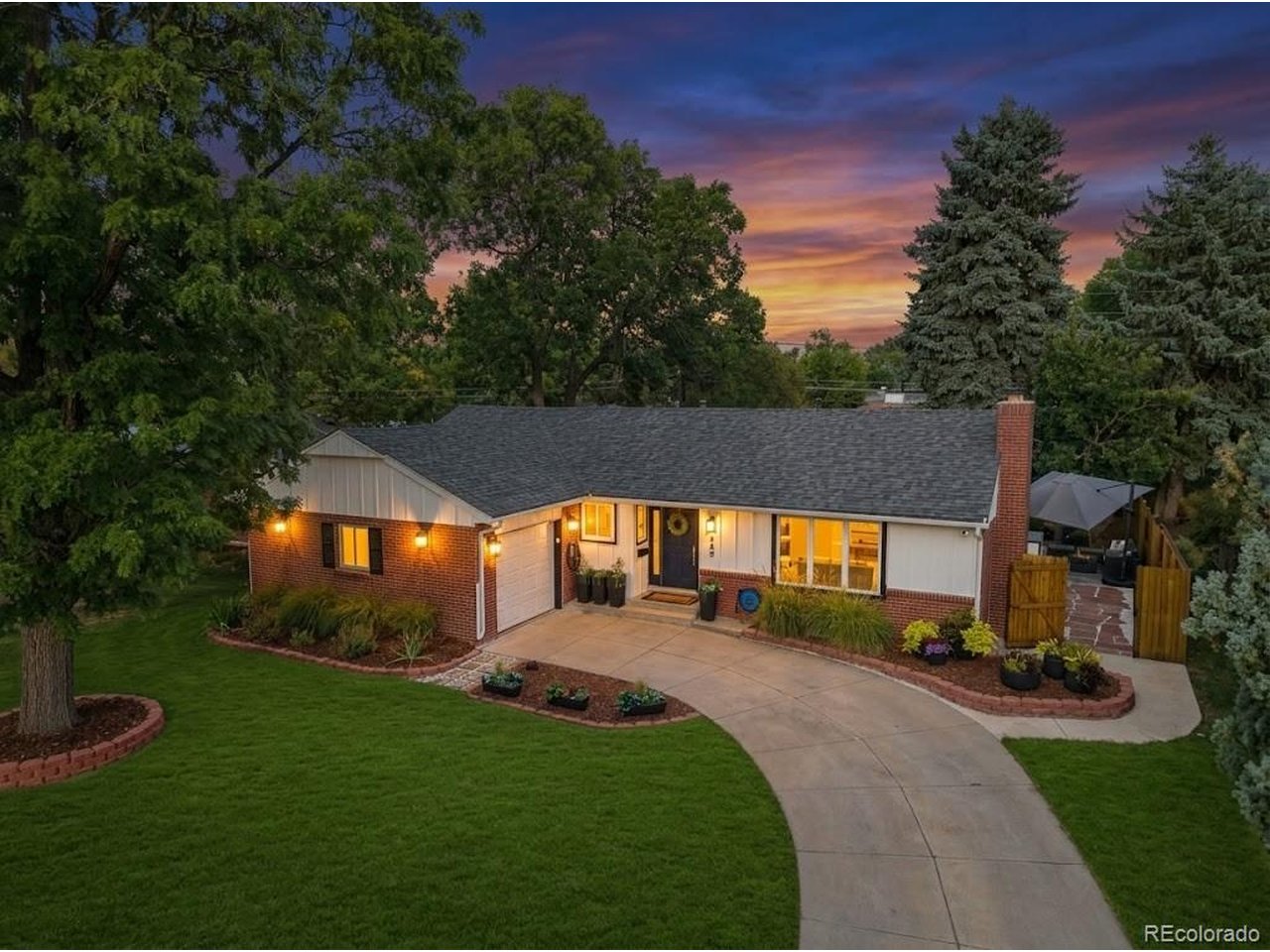 Photo of 980 S Hudson St Denver CO 80246