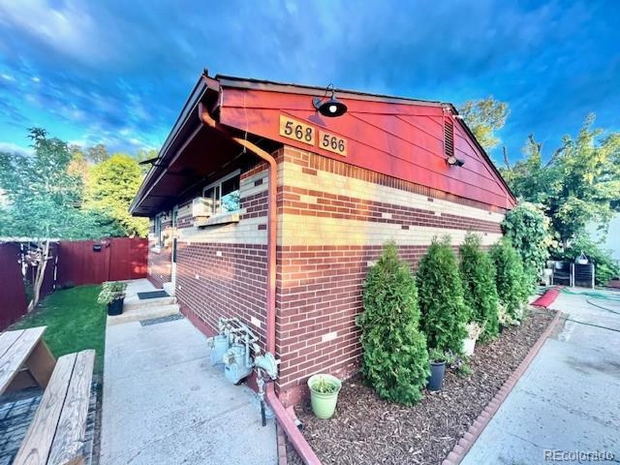 Photo of 566 S Patton Ct Denver CO 80219