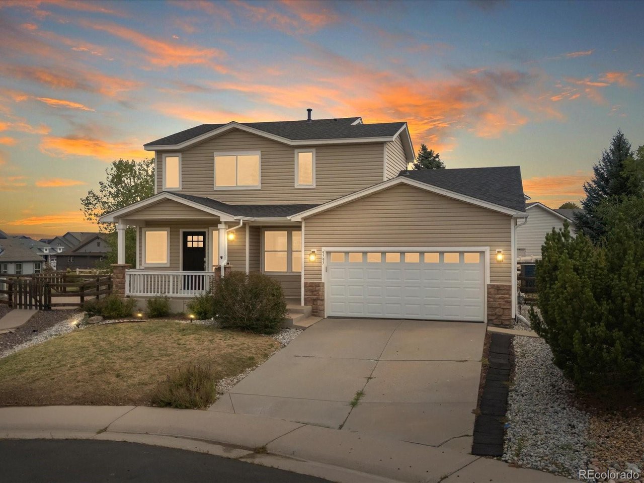 Photo of 9797 Falcon Ln Littleton CO 80125