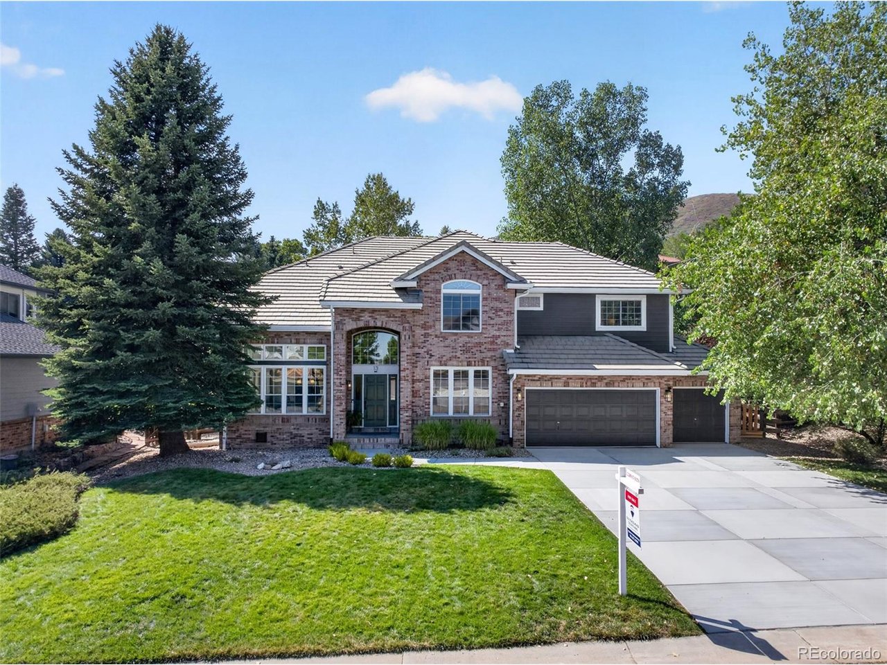 Photo of 13 White Oak Dr Littleton CO 80127