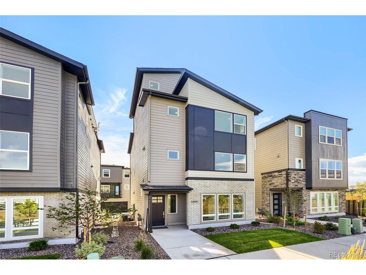 Photo of 10991 E Geddes Pl Centennial CO 80112