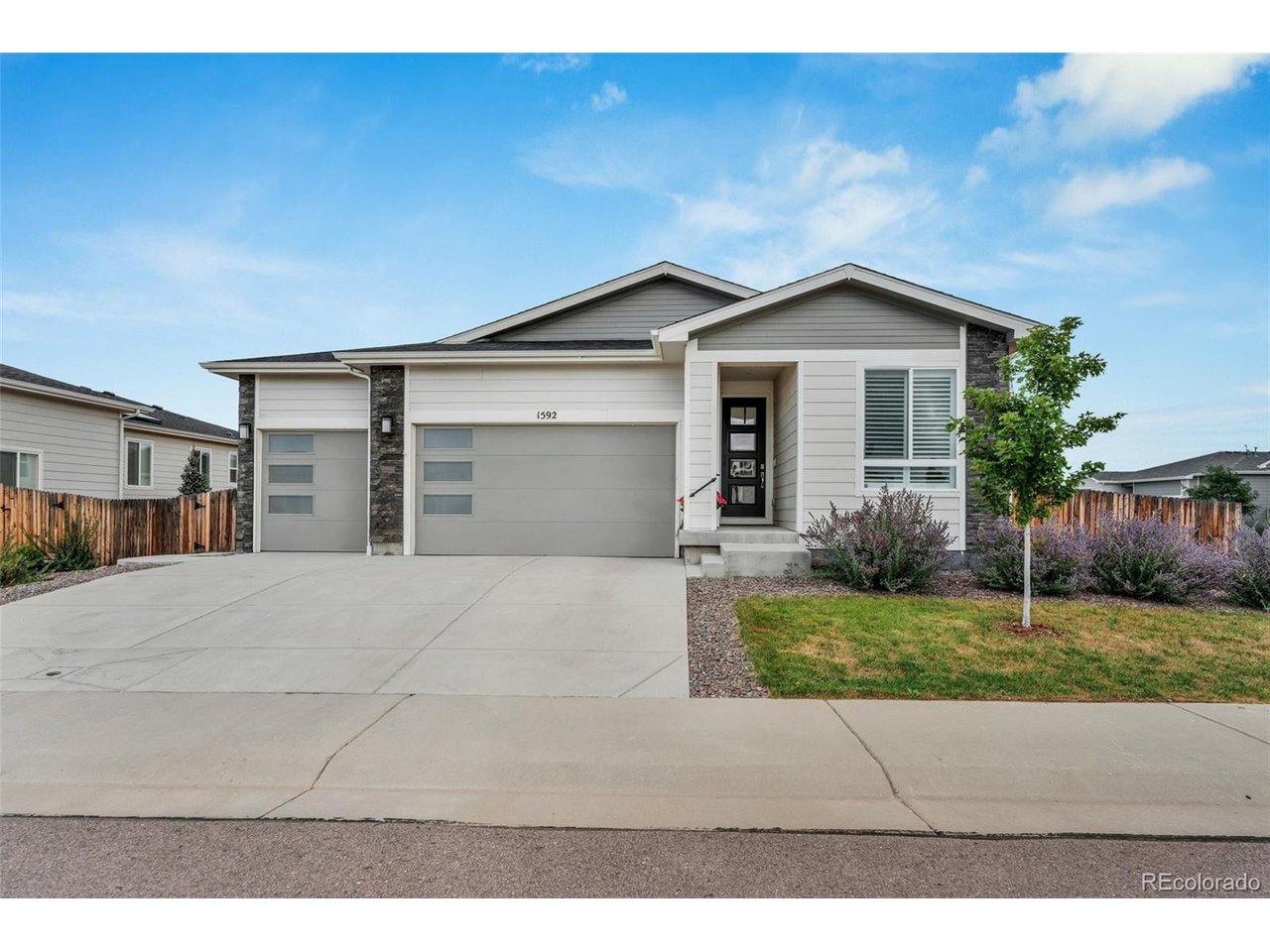 Photo of 1592 Maggie Mae Ln Castle Rock CO 80104
