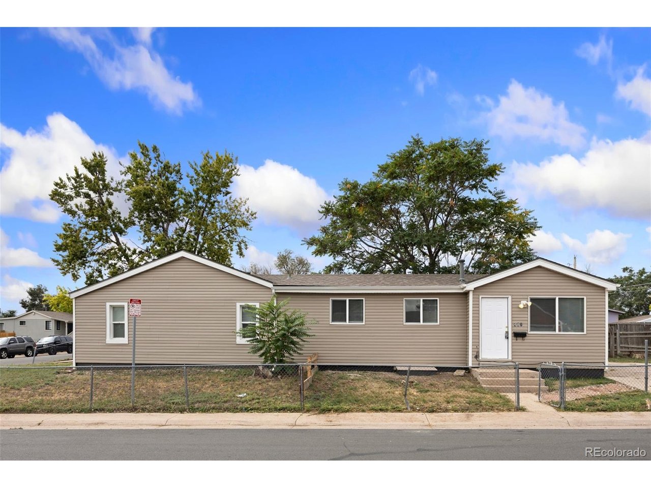 Photo of 401 S Raleigh St Denver CO 80219