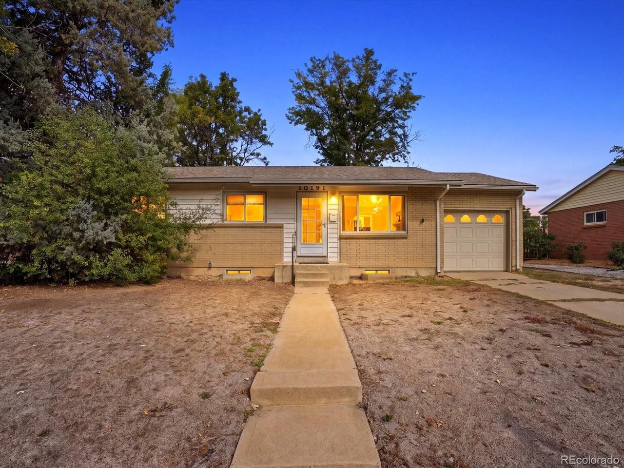 Photo of 10191 W 64th Ave Arvada CO 80004