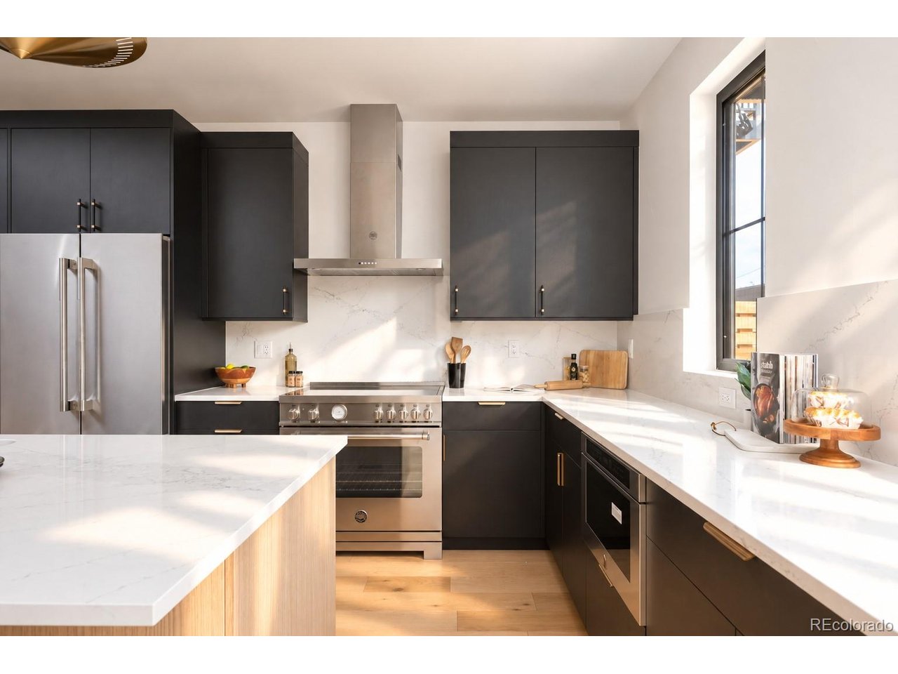 Photo of 804 Dahlia St Denver CO 80220