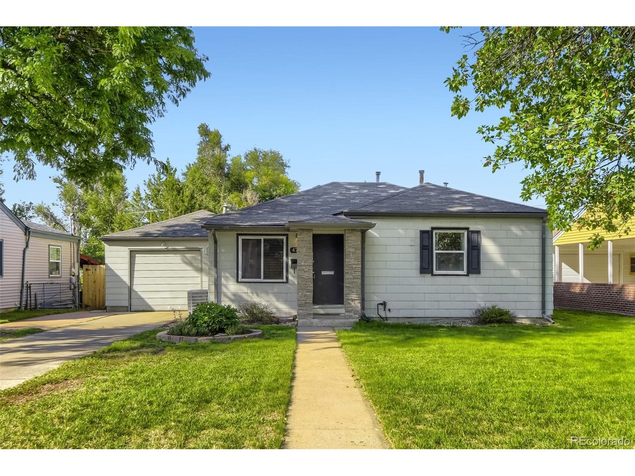 Photo of 4751 E Amherst Ave Denver CO 80222