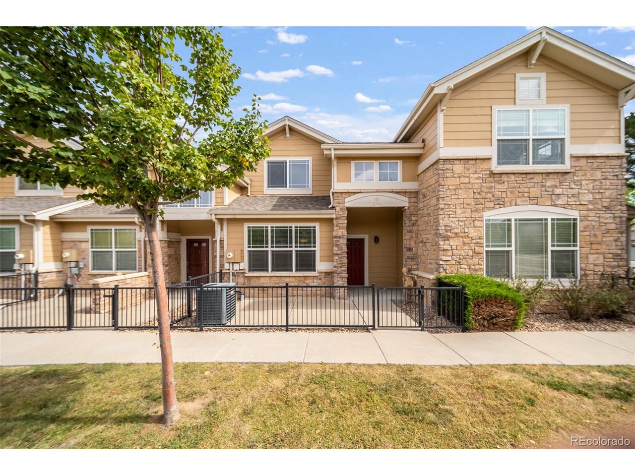 Photo of 1753 S Buchanan Cir Aurora CO 80018