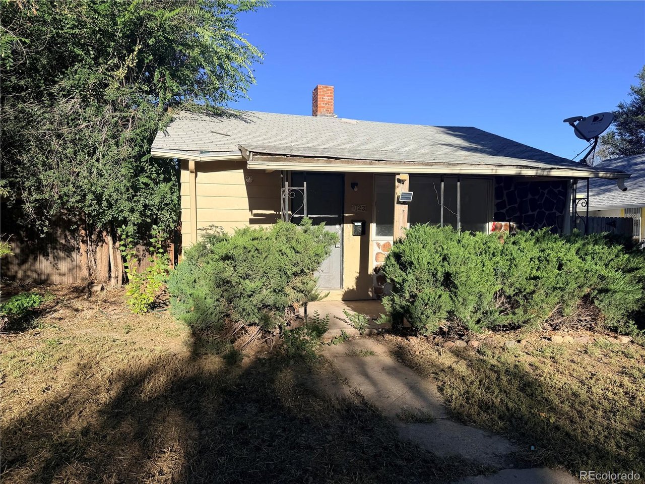 Photo of 1723 Galena St Aurora CO 80010