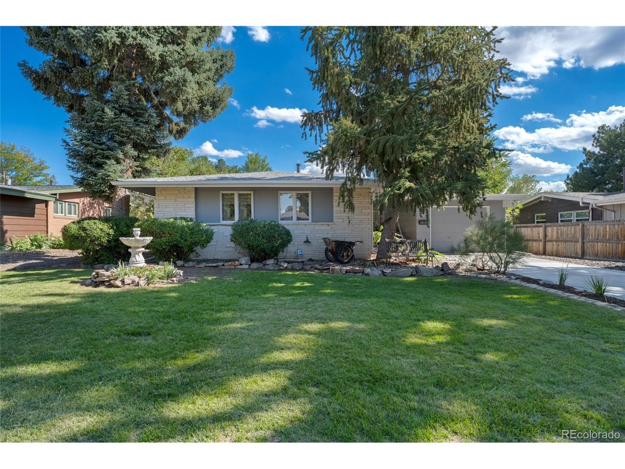 Photo of 5742 W Chestnut Ave Littleton CO 80128